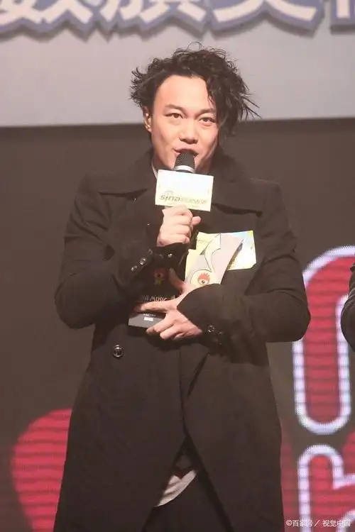 中国旧金山领馆被闯,陈奕迅这句吐槽又火了:美国真的乱