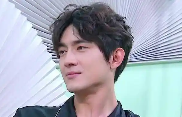 林更新罕谈家人,父亲曾工作忙到不回家,如今为他婚姻操碎心_时候_迪伦