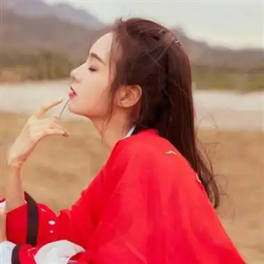 古风头像女生红衣红衣女人古风韵味足