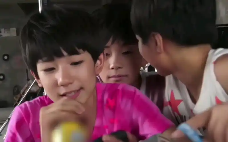 tfboys《heart》《爱出发》mv花絮