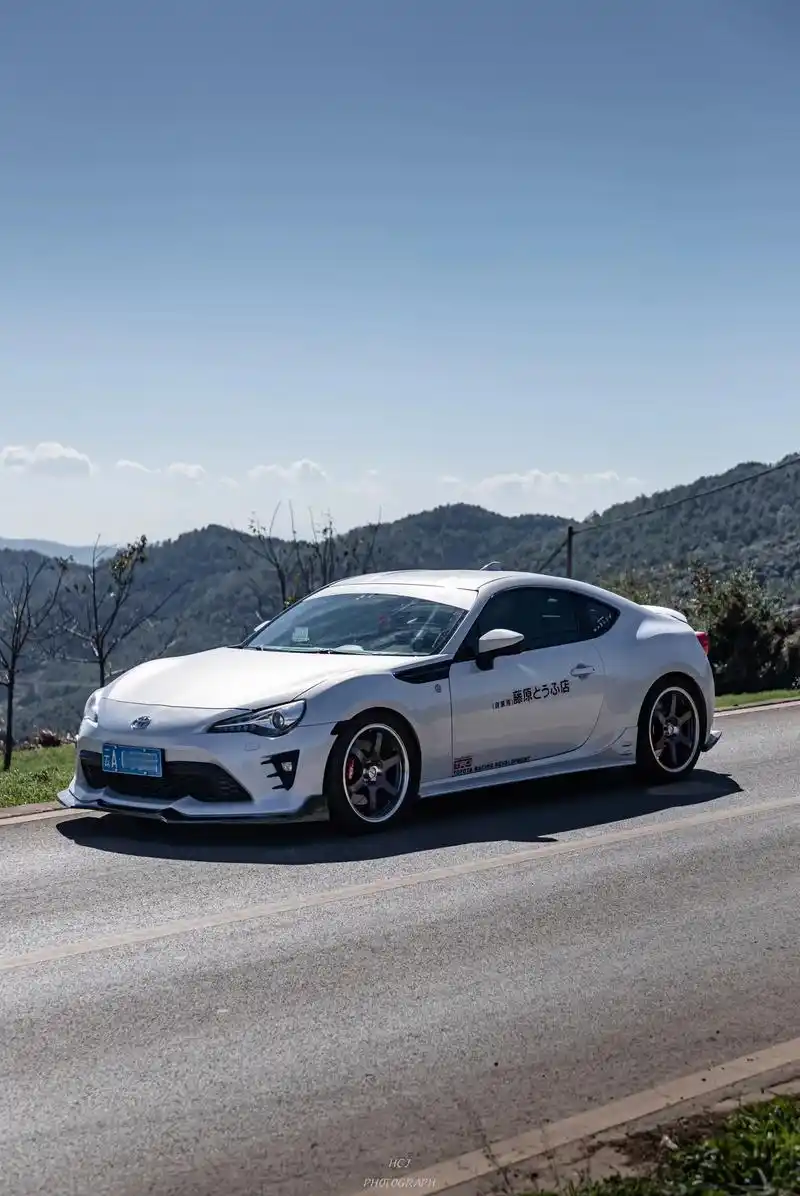 致死是少年,永远热泪盈眶#丰田86#汽车摄影 #dou是好车 - 抖音