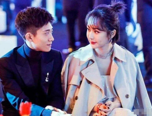 杨紫张一山闹掰不信李现发旧照祝她29岁生日被调侃手机内存大