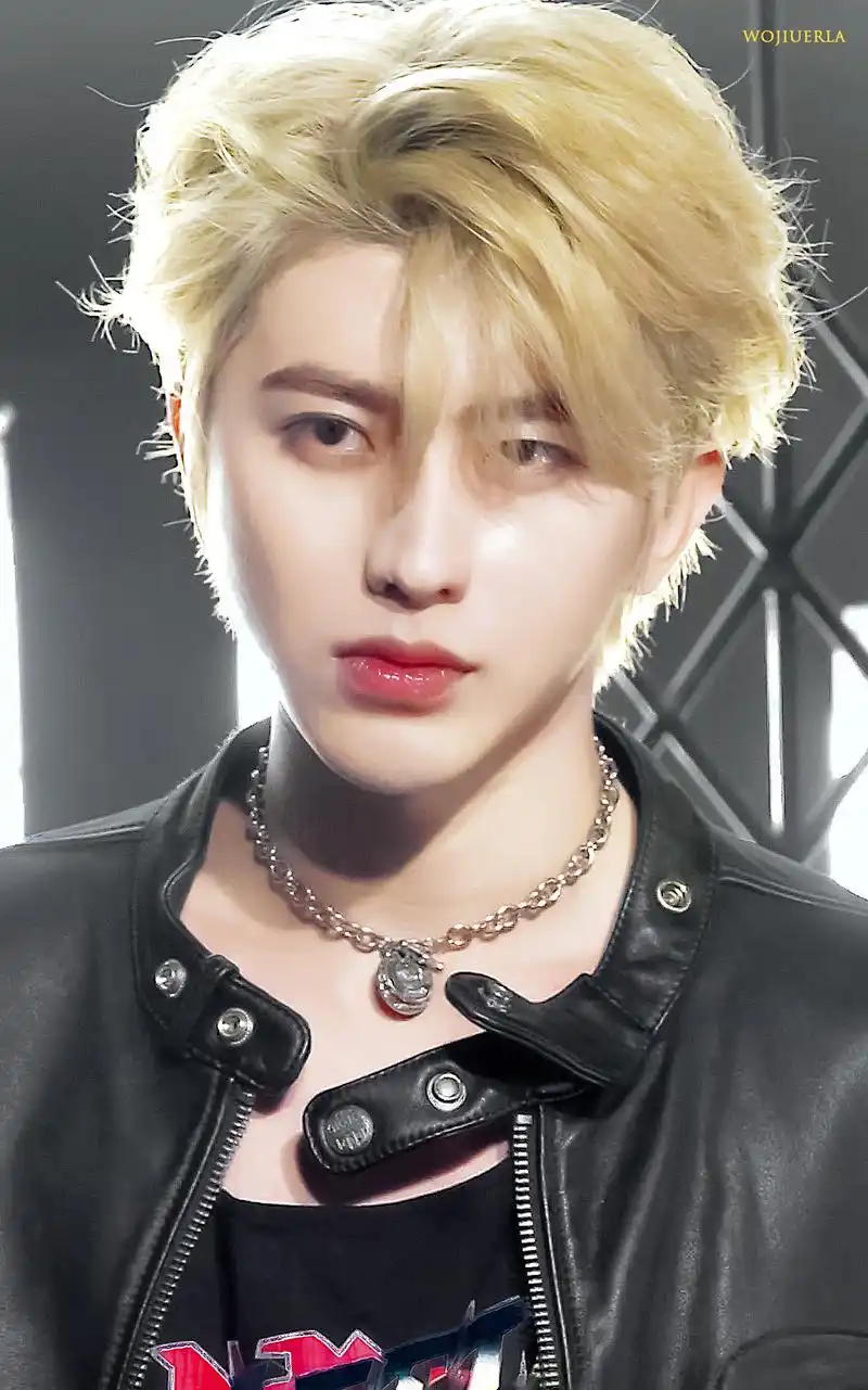 蔡徐坤古希腊掌管发色的神