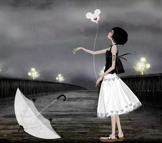 一个女孩在雨中撑着伞站在米奇路灯的路边