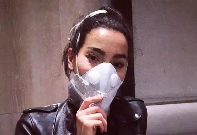 别以为戴上面具就不认识你了你认出来了吗