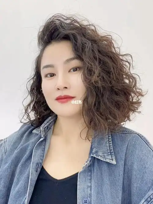 龙岗烫发港风复古的小卷