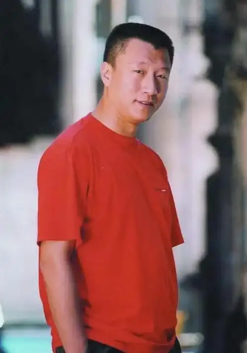 孙红雷:这辈子我最大的遗憾,就是没能让父母看到我结婚成家