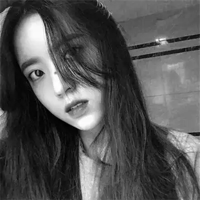 头像女生霸气冷酷伤感图片非常有气质的女生黑白图片大全