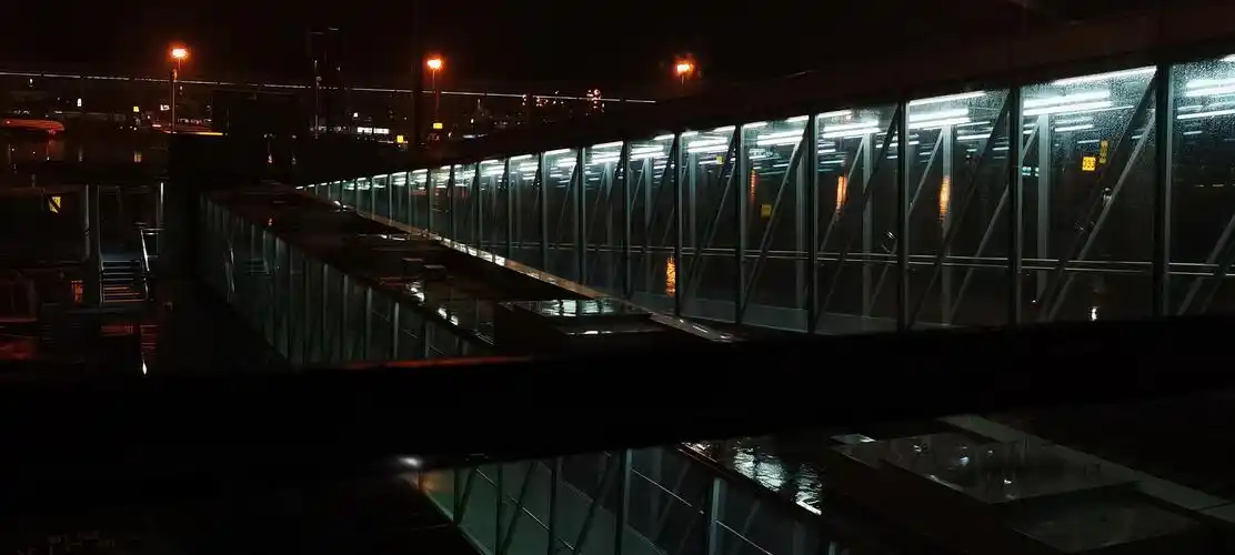 重庆| 机场 | 孤独漫长的夜