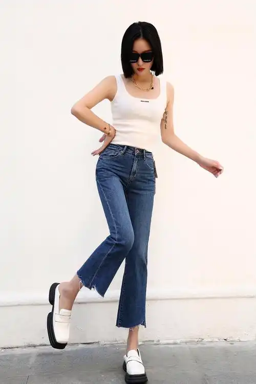 balan欧洲站2021明星同款高腰牛仔裤女小脚微喇七分裤烟管锥形裤