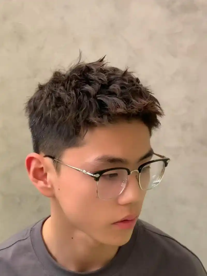 试试夏日必烫 束状前刺吧 整体还行90