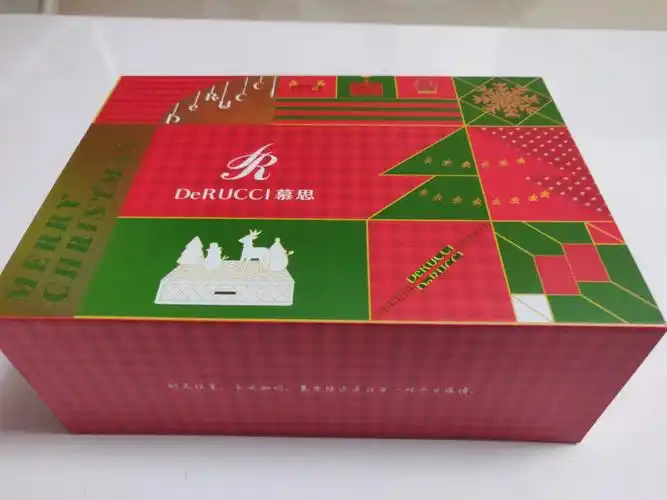 12年买的慕思床垫,每年都会有份圣诞礼物和一次除螨,满满的心意,下回