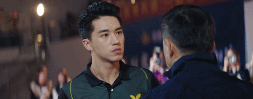 荣耀乒乓##许魏洲情绪爆发力#于克南终于忍不了郑浩了,在赛场上怒怼