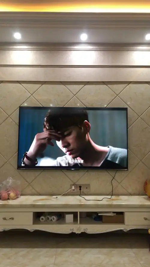 海信(hisense)65e8d 65英寸社交电视超高清uled量子点超画质 ai智能