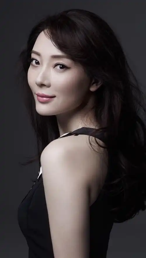 陈数时尚靓丽气质写真这颜值太美了你喜欢吗