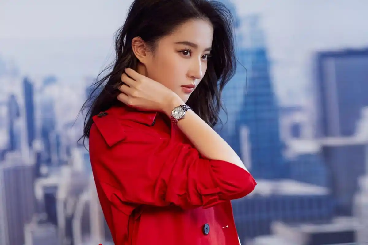 娱乐点评:明星们的近况 刘亦菲成为jd品牌代言人,古力娜扎需要提升