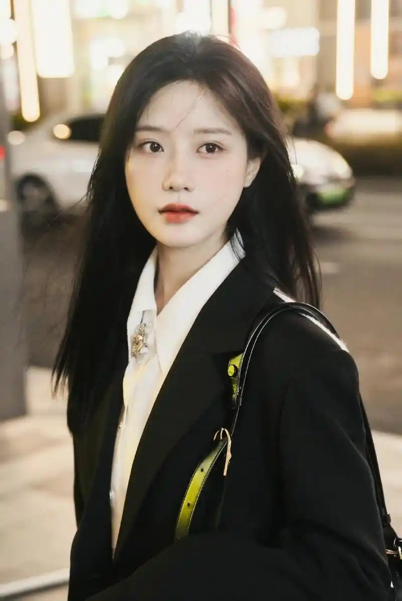 陈意涵高清壁纸头像(五十二)[期待]