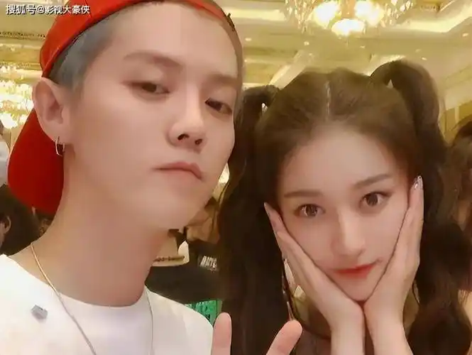 原创鹿晗关晓彤未婚先孕将跟鹿晗官宣结婚知情人正面回应