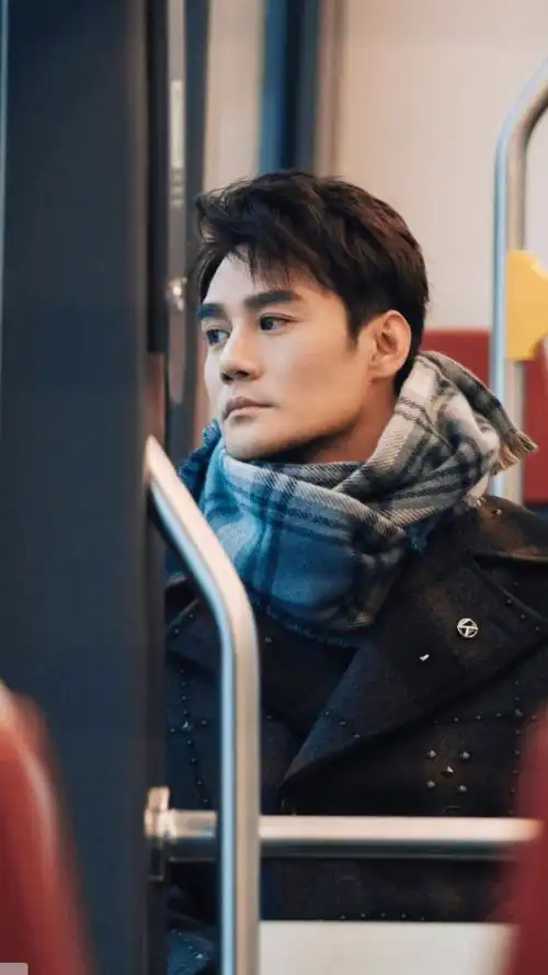 p>王凯,1982年8月18日出生于湖北省武汉市,中国内地影视男演员,流行