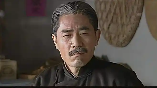 大宅门:白景琦被骗来开会,才发现是批斗大会,郑三旦带头找茬-影视综