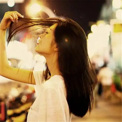 高清女生头像唯美长发背景小清新意境她回眸一霎那似极了旧时