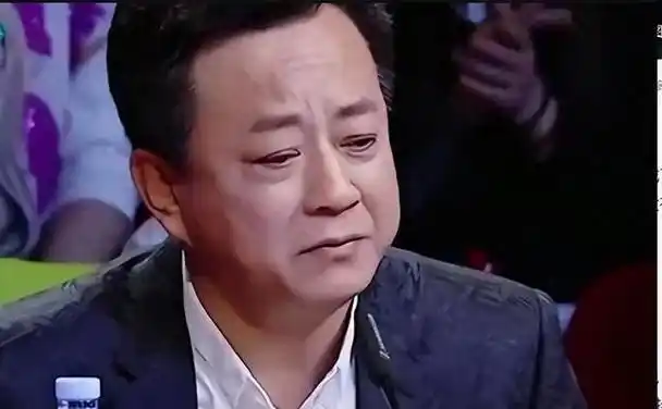 朱军风波后首次露面,中秋晚会更加敬业,原来这就是真实的他!