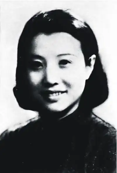 杜月笙一生最重要的女人上海头号女流氓活了104岁