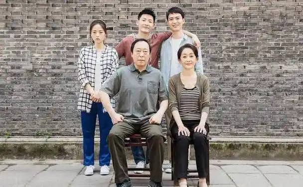 原创都挺好啃老巨婴苏明成李俊霆倪大红戏精父子对决