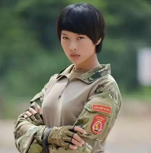 《特种兵之火凤凰》10位女演员现状,女主一个没红,配角跻身一线