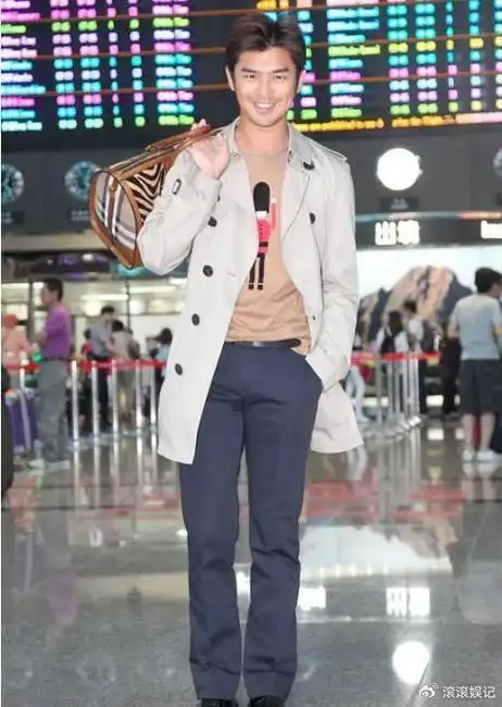 娱乐圈风衣男神:鹿晗可爱,张亮骚包,唯他是经典|风衣