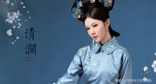 摇身一变的古装女郎,解锁清宫风格的时尚穿搭