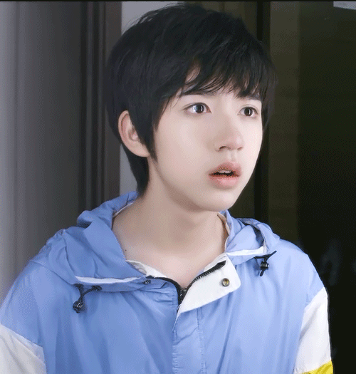 贺峻霖的动态壁纸