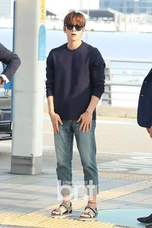新浪娱乐讯 7月13日,韩国演员池昌旭现身仁川国际机场,出发前往中国
