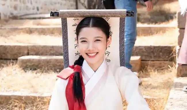 《红天机在线》在线完整观看(免费加长版)【1080p4k