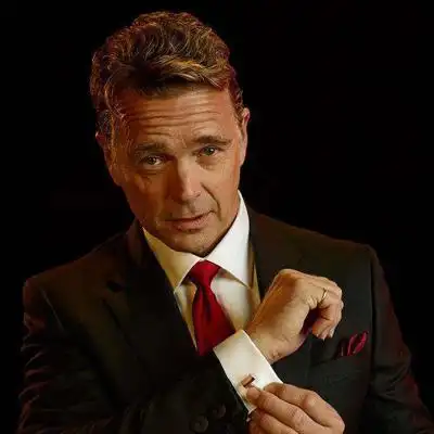 大叔图片头像大叔头像图片男人成熟稳重越老越有味道