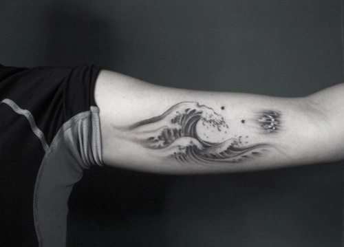 2020最新个性手臂海浪纹身图片大全17