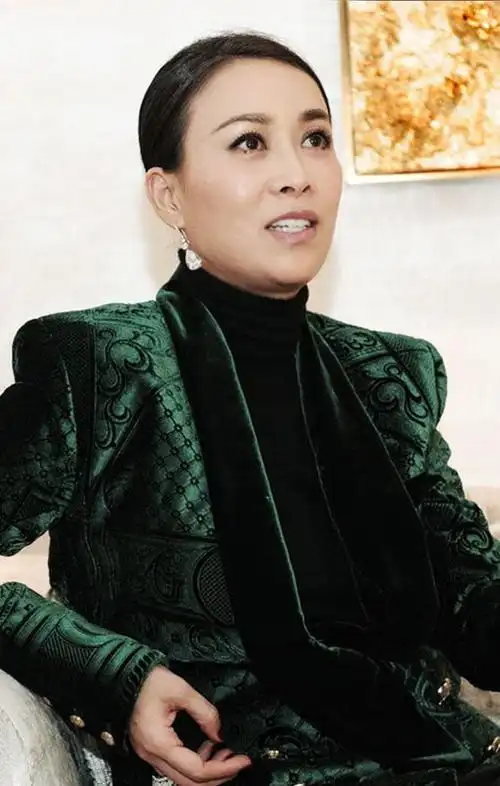 那英,作为中国乐坛的一颗明星,最近在音乐盛典和公益领域都有了非常