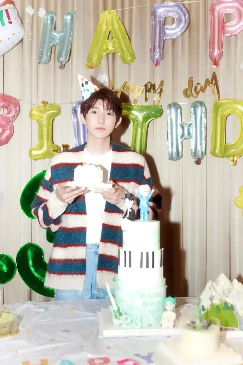 王源叮叮猫儿 #王源[超话]##王源1108二十三岁生日快 - 抖音