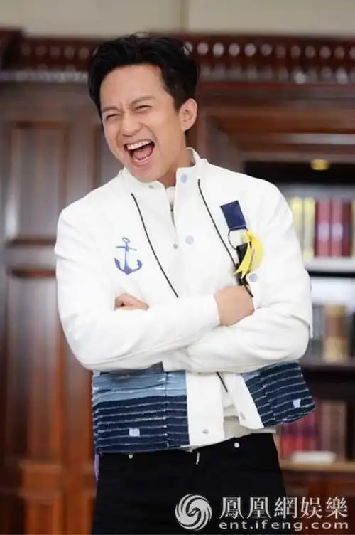 邓超《奔跑吧》变秘密"军师" 送泡脚桶隐藏美好祝福