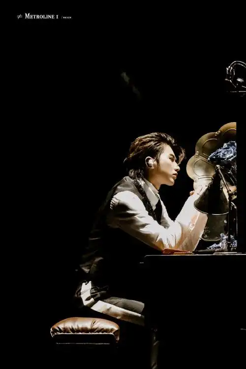 舞台上的小坤真的很有魅力    #蔡徐坤#ride or die至死不渝-蔡徐坤