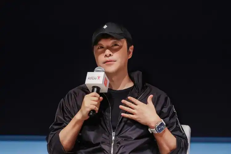 陈思诚致敬恩师导演谢晋