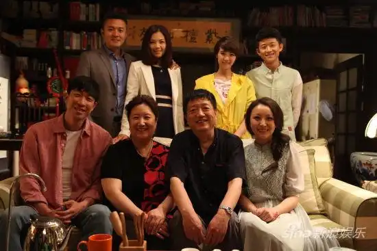 童星张一山新剧当爹 自曝演亲热戏脸红