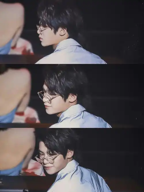 自制三格壁纸_黄明昊