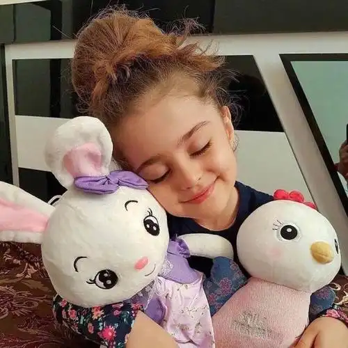 外国小女孩头像超萌开心,外国小女孩头像 可爱(女生头像图片)