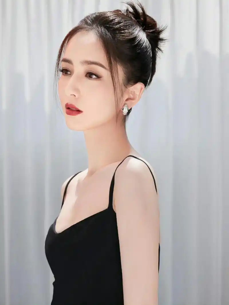 佟丽娅美照,颜值真的是太美了!#养眼美女