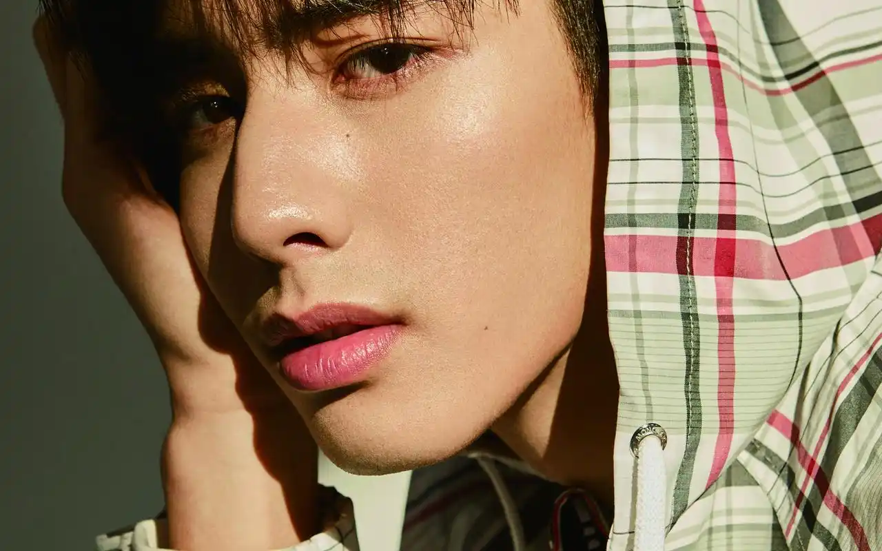 宋威龙高清图片桌面电脑壁纸