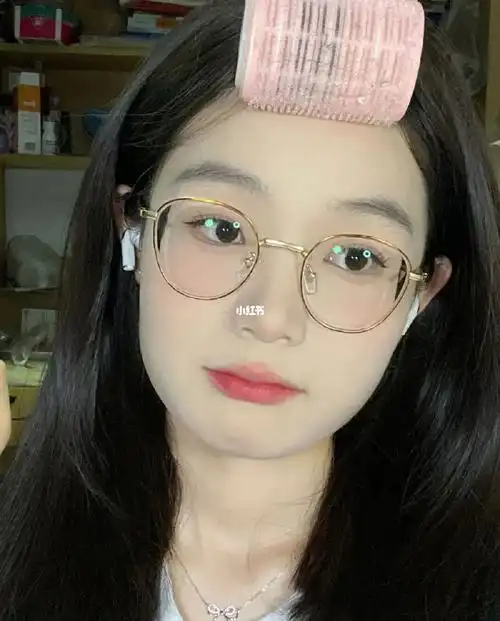 真的绝绝子呐  修饰脸型 适合圆脸 方脸 鹅蛋脸#ly眼镜店  #适合圆脸