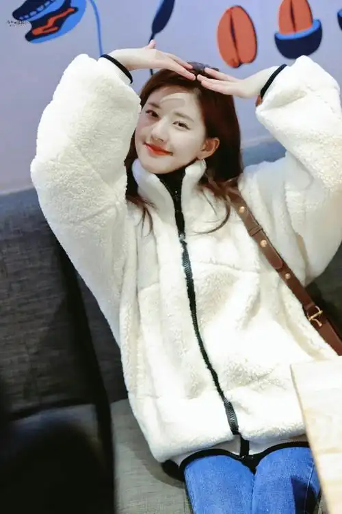 考古赵姐的花式比心009906999099(假装是爱心)#赵露思