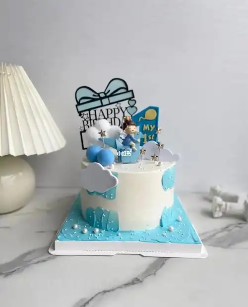 千纸鹤男孩周岁生日蛋糕