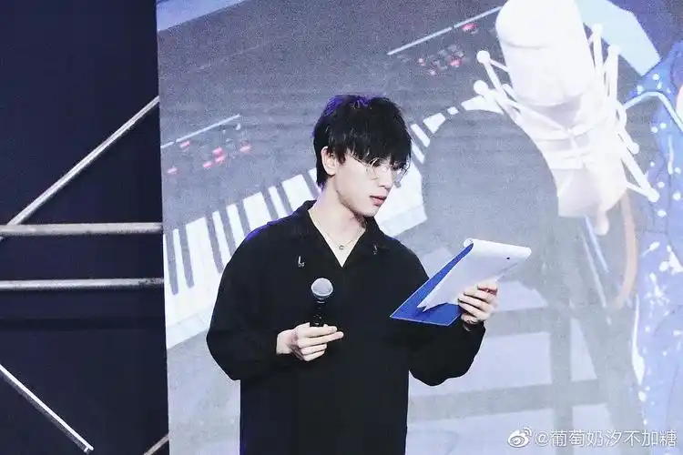 景向谁依真好帅好可爱声音真好听一cv给我景建一个不断更新的帅气集中